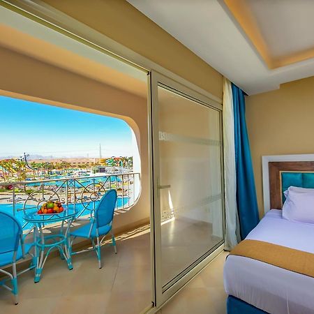 Titanic Aqua Park Resort - Families And Couples Only Hurghada Buitenkant foto