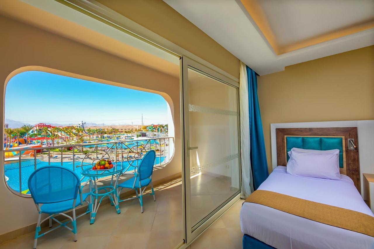 Titanic Aqua Park Resort - Families And Couples Only Hurghada Buitenkant foto