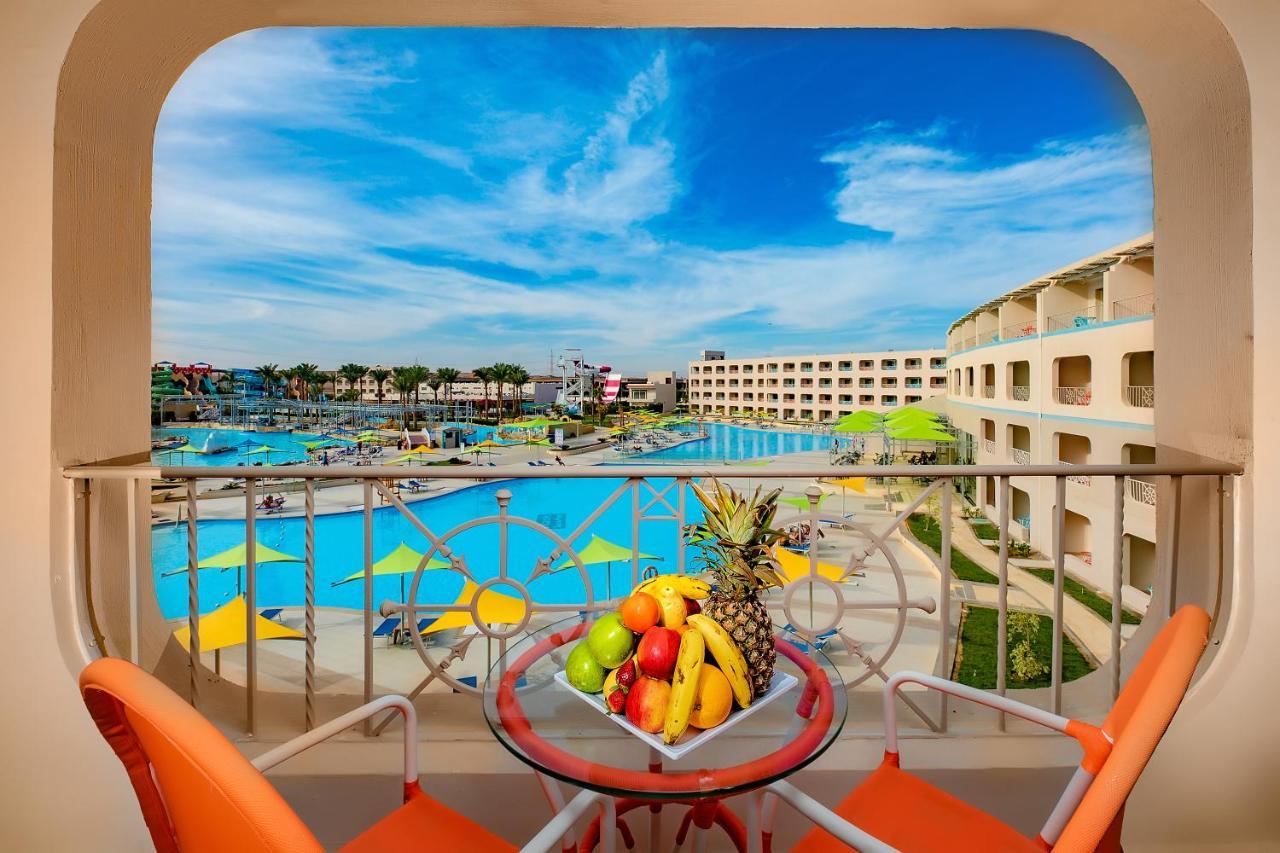 Titanic Aqua Park Resort - Families And Couples Only Hurghada Buitenkant foto