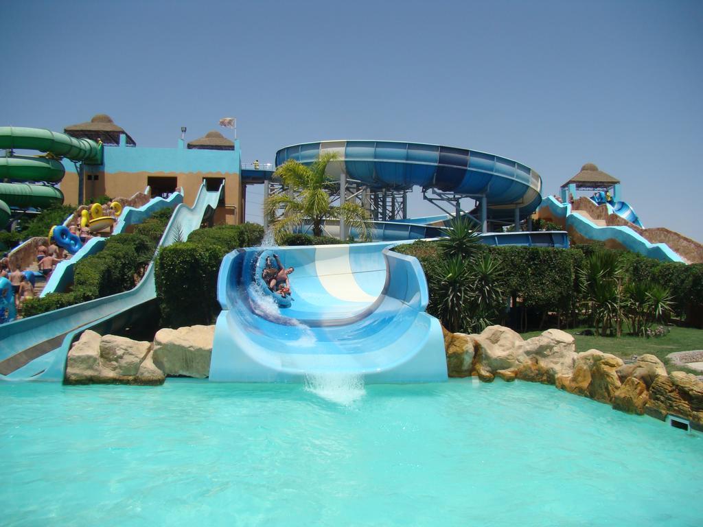 Titanic Aqua Park Resort - Families And Couples Only Hurghada Buitenkant foto