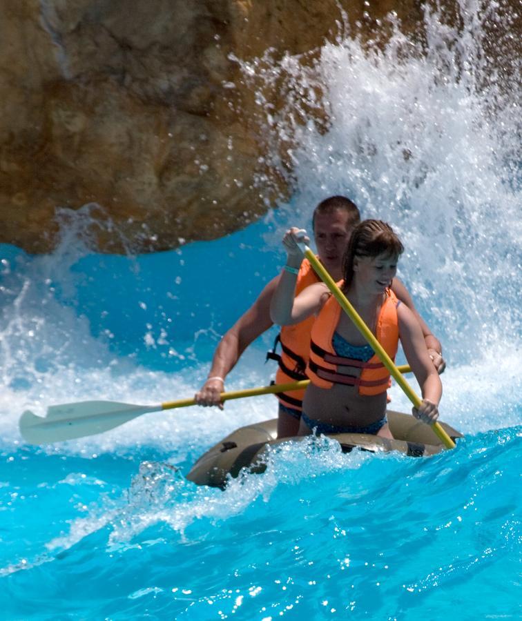 Titanic Aqua Park Resort - Families And Couples Only Hurghada Buitenkant foto